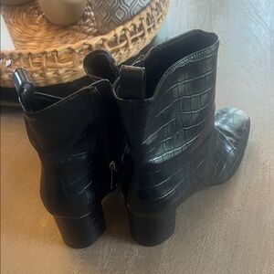 H&M Black Textured Ankle Boots